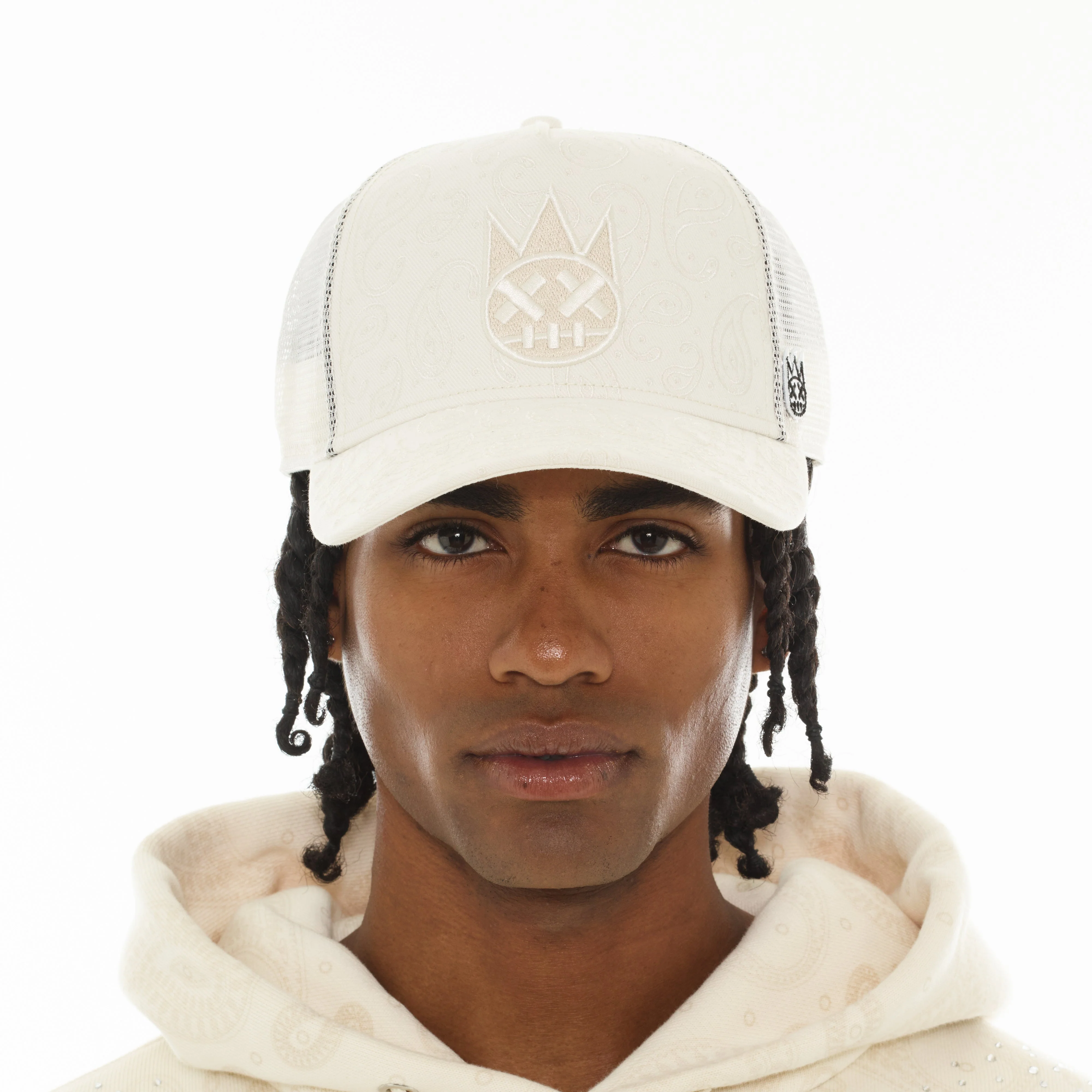 Cult's Mesh Back Trucker Hat "Paisley" In Winter White - Image 3