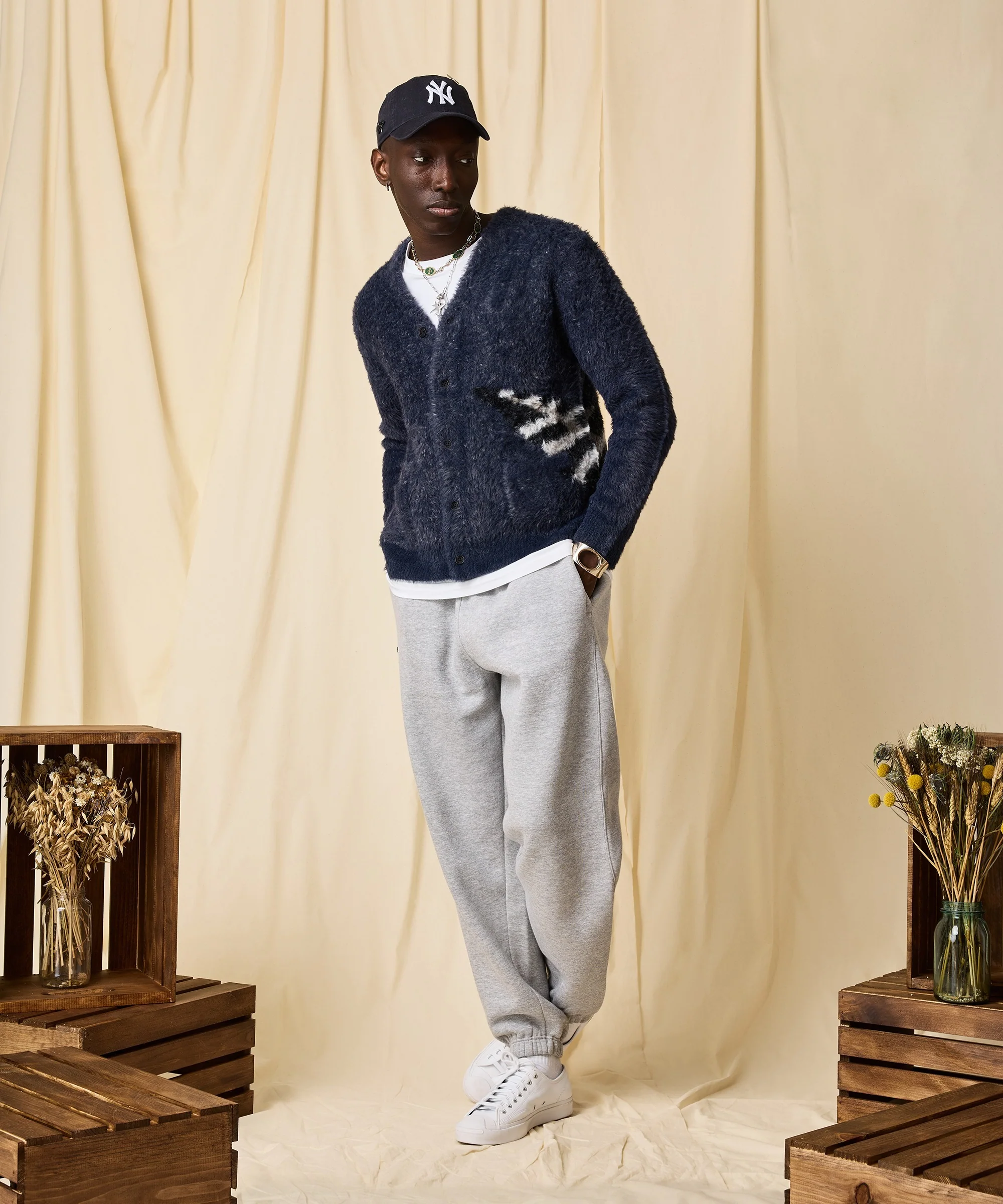 PAPER PLANES FUZZY CARDIGAN - Navy - Image 3