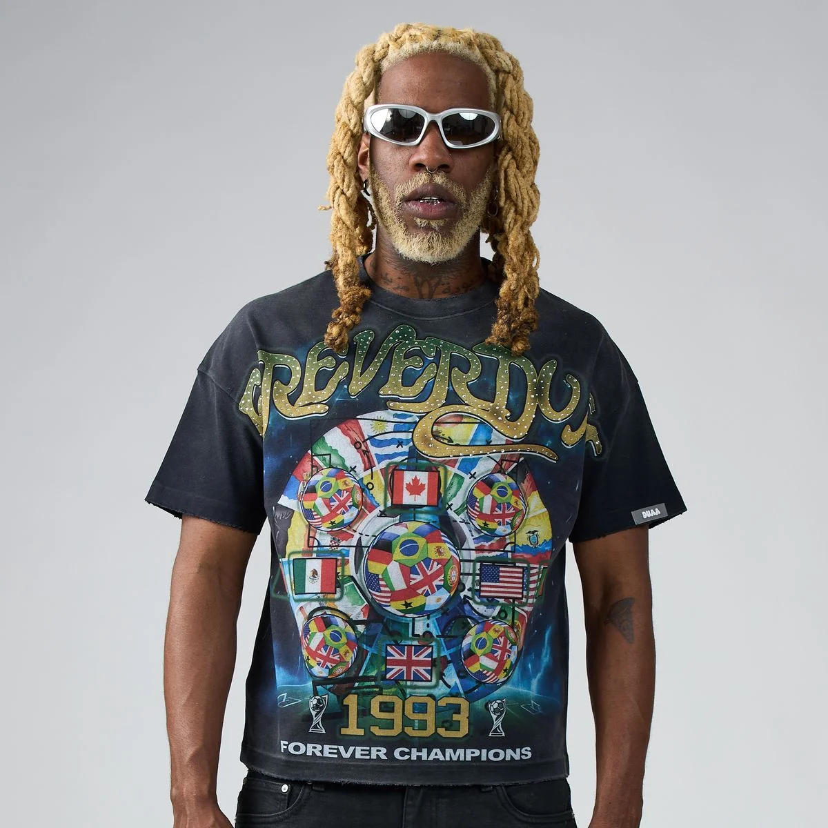 Worldwide T-Shirt - Black - Image 3